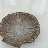 Shell Plate Set of 2 in Aged Earth